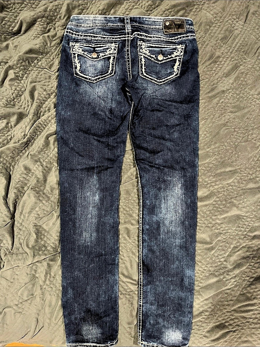 Silver Jeans Aiko Skinny Embellished Jeans in Blue Waist 27